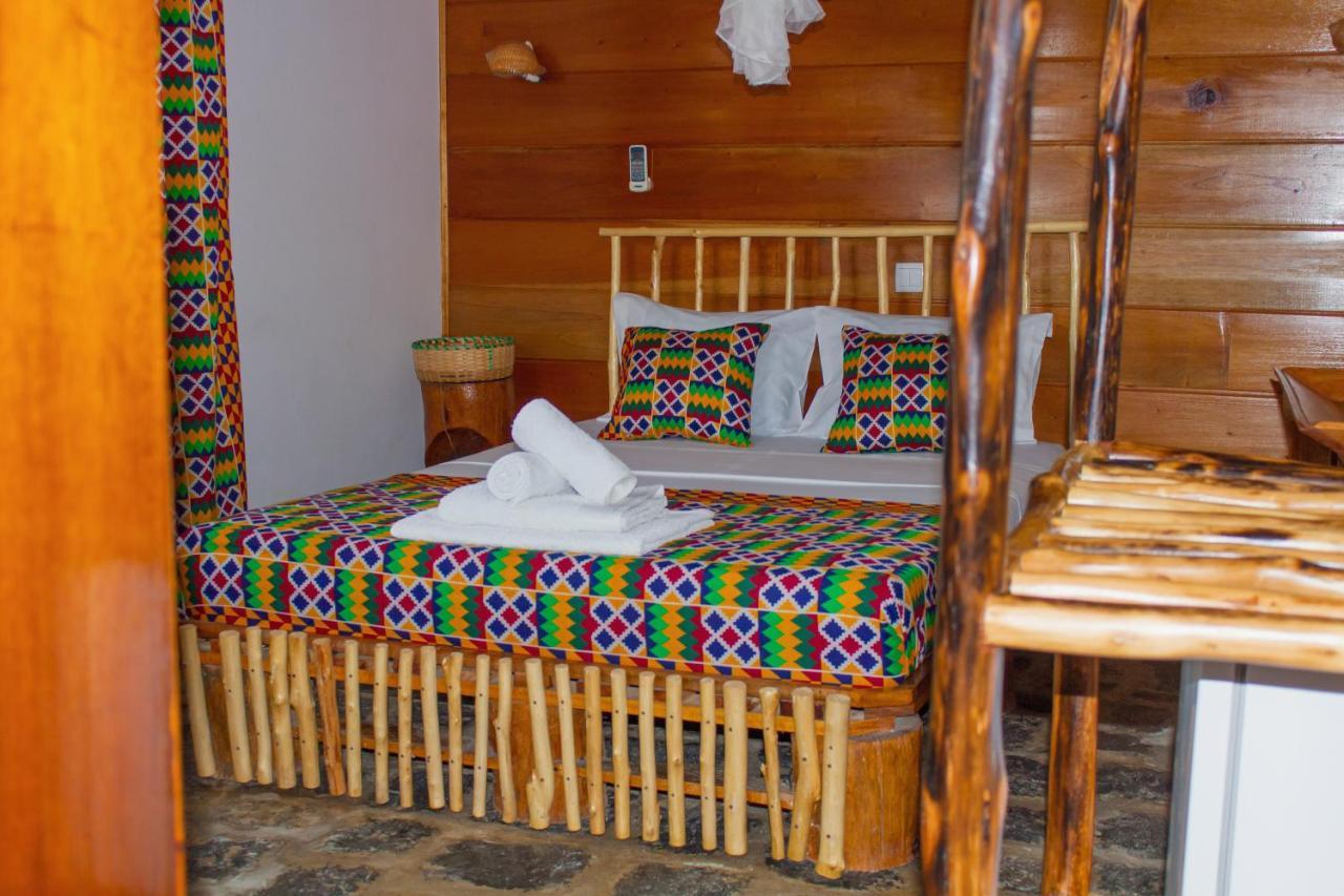 Residencial Tamarindos Bed & Breakfast Morro Peixe Exterior photo