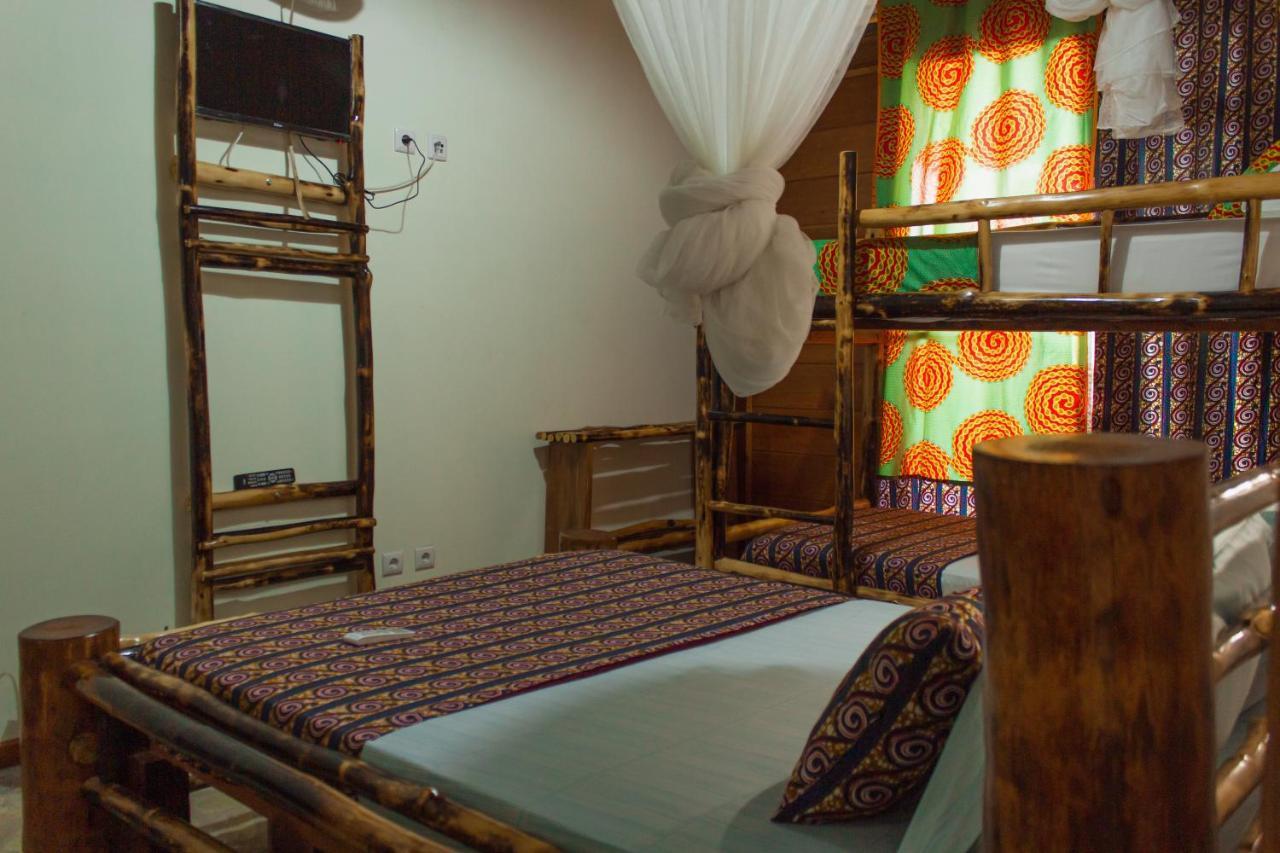 Residencial Tamarindos Bed & Breakfast Morro Peixe Exterior photo