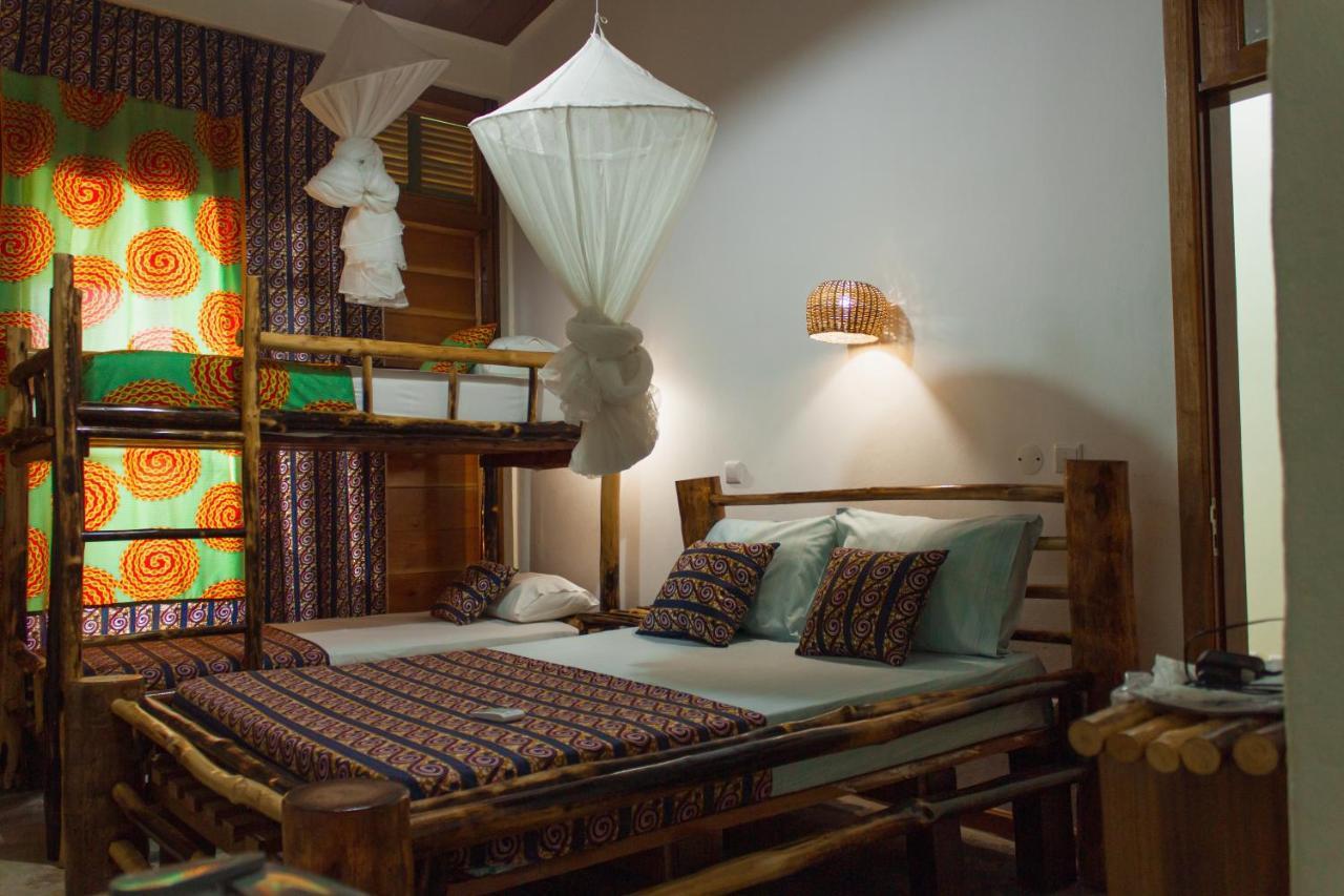Residencial Tamarindos Bed & Breakfast Morro Peixe Exterior photo
