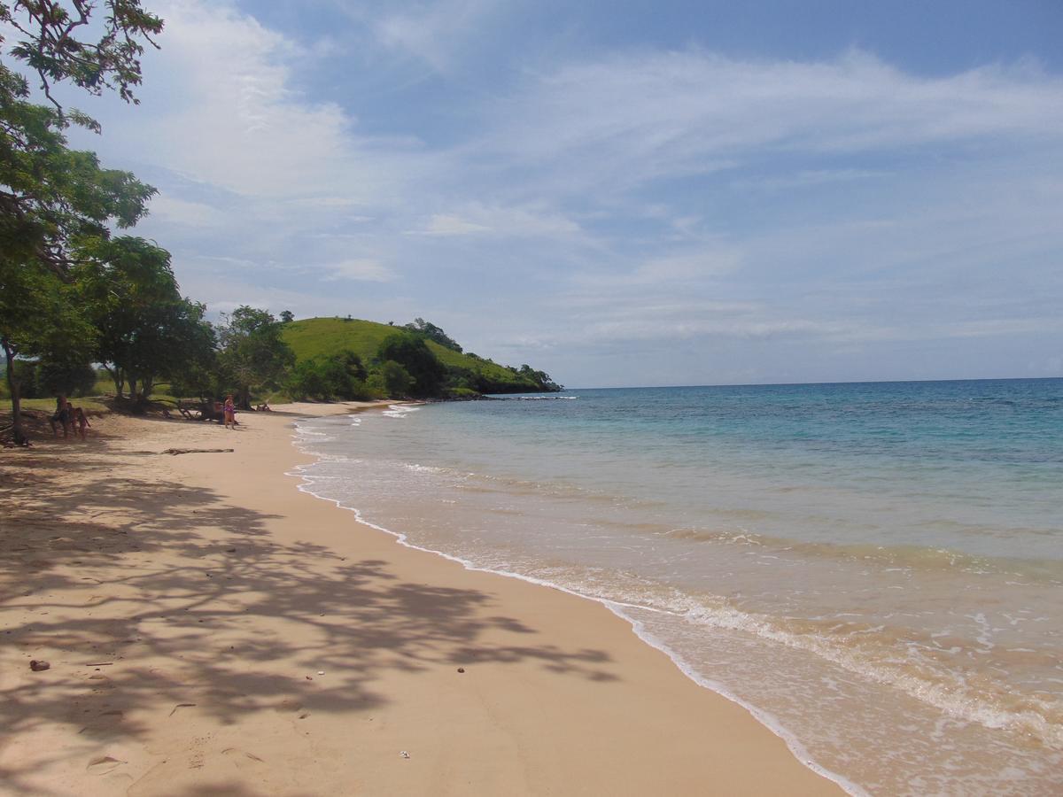 Residencial Tamarindos Bed & Breakfast Morro Peixe Exterior photo