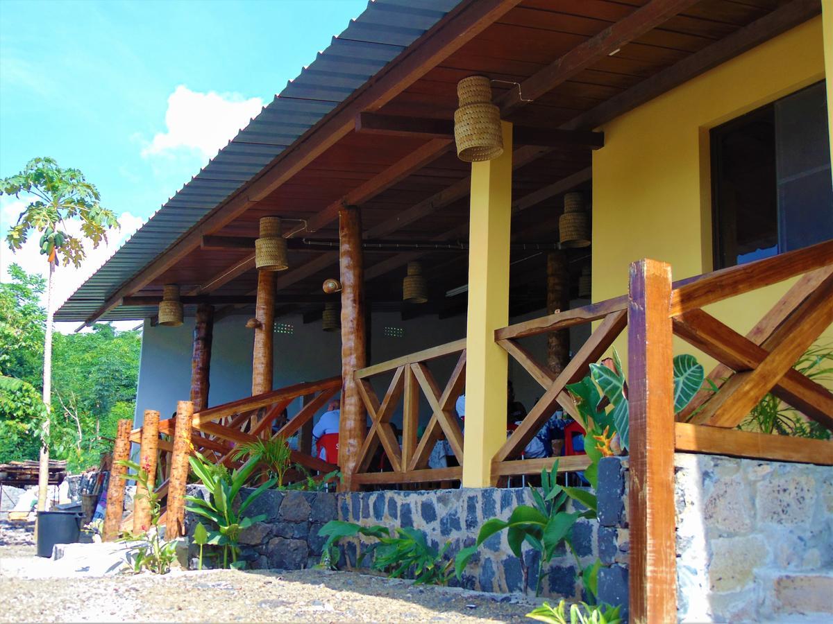 Residencial Tamarindos Bed & Breakfast Morro Peixe Exterior photo