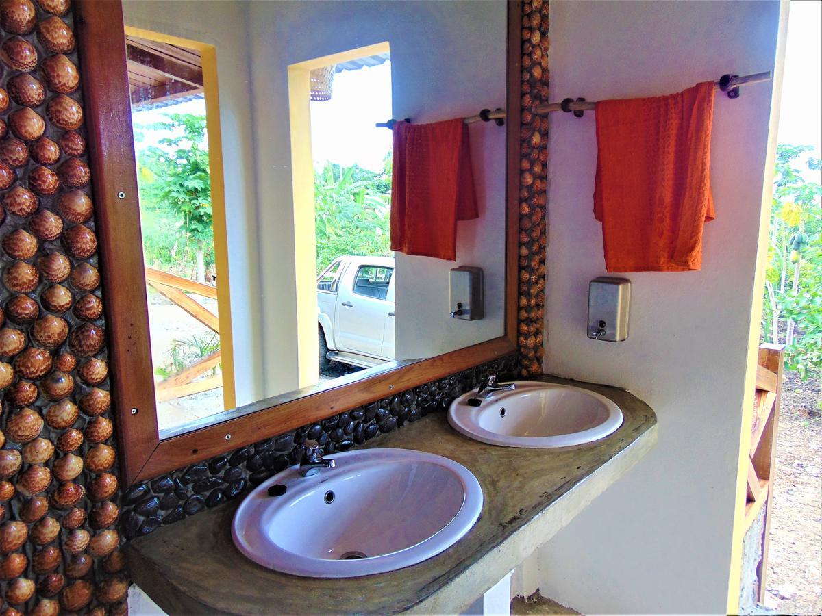 Residencial Tamarindos Bed & Breakfast Morro Peixe Exterior photo
